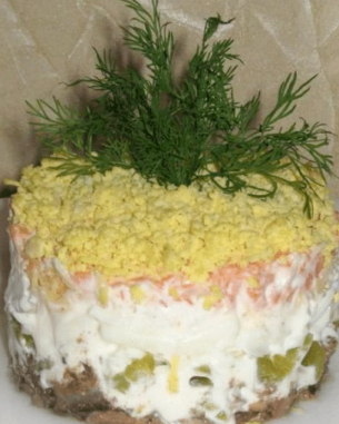 salat-iz-shprotov Салат из шпротов