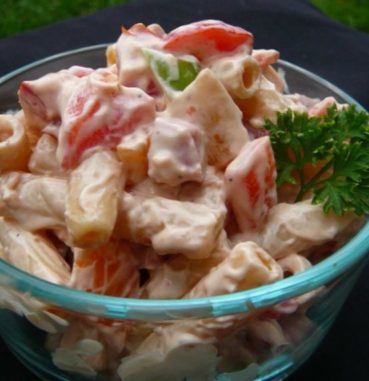салат из ветчины с макаронами