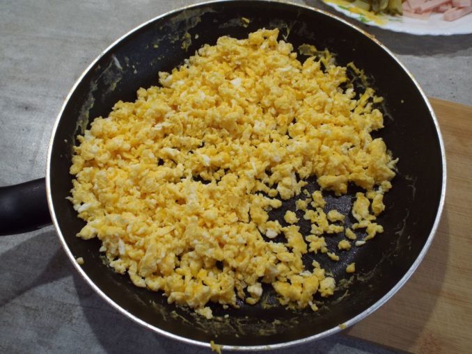 Салат с ветчиной и корейской морковью