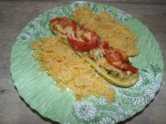 Лодочки из кабачков с фаршем