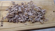 Курица вареная порезанная