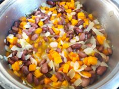 Фасоль с овощами