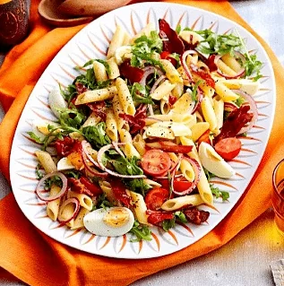salat-s-pastoy Салат с пастой