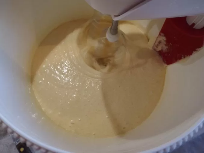 Простой пирог со сливами